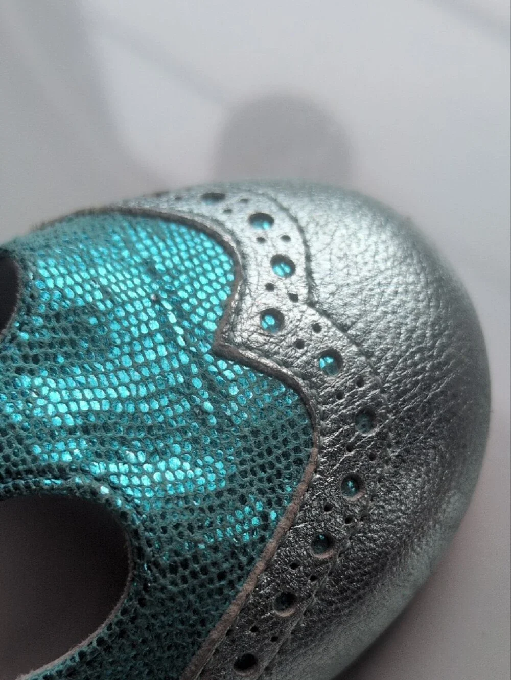 Beberlis Turquoise Leather Ankle-Strap Dress Shoes